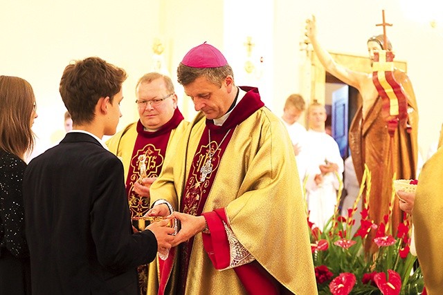 	Dziękczynna Eucharystia w wapienickiej świątyni.