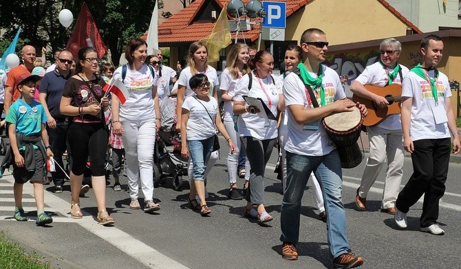 Żywieckie wspólnoty poprowadziły pierwszy Marsz dla Życia i Rodziny w mieście