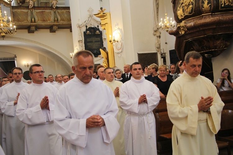 Promocja nadzwyczajnych szafarzy Komunii św.