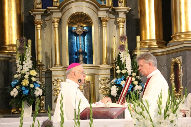 Powitanie ikony MB Częstochowskiej w parafii Świętego Ducha w Łowiczu