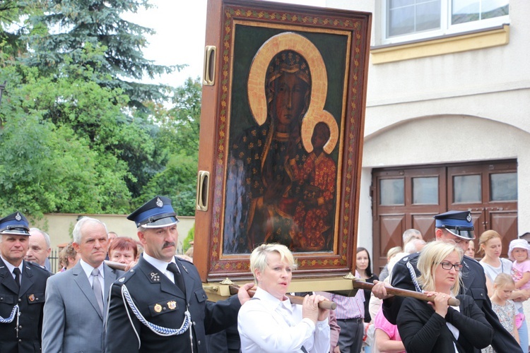 Powitanie ikony MB Częstochowskiej w parafii Świętego Ducha w Łowiczu