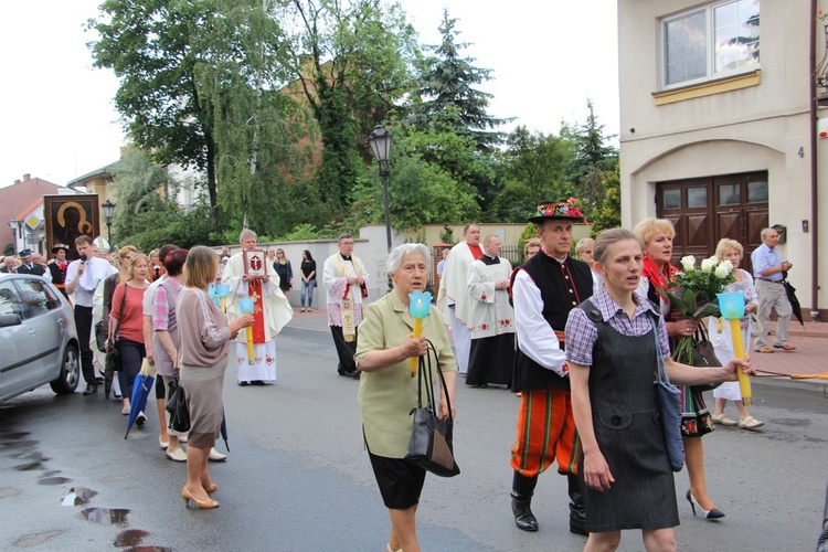 Powitanie ikony MB Częstochowskiej w parafii Świętego Ducha w Łowiczu