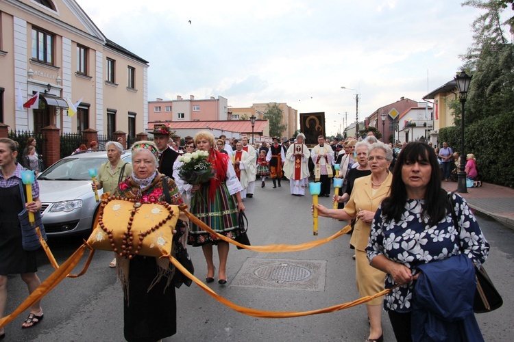 Powitanie ikony MB Częstochowskiej w parafii Świętego Ducha w Łowiczu