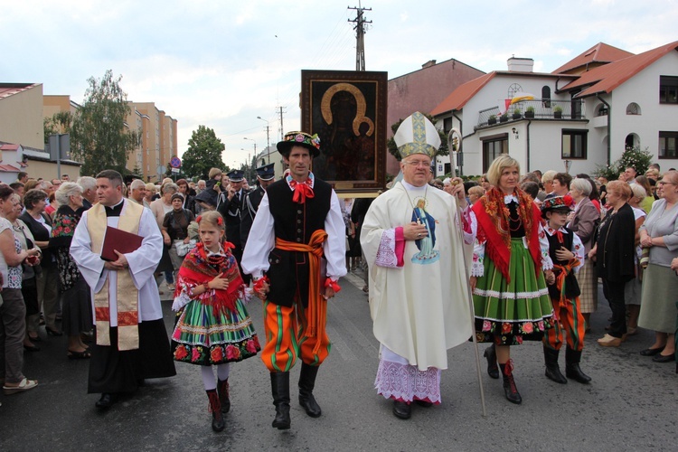 Powitanie ikony MB Częstochowskiej w parafii Świętego Ducha w Łowiczu