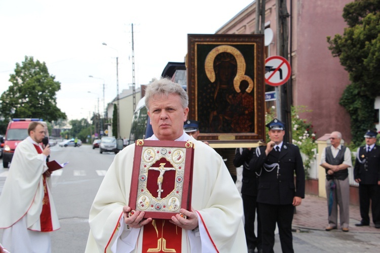 Powitanie ikony MB Częstochowskiej w parafii Świętego Ducha w Łowiczu