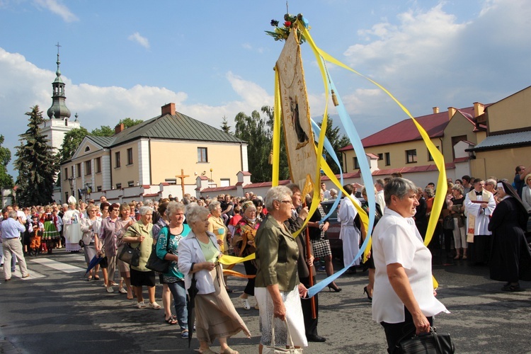 Powitanie ikony MB Częstochowskiej w parafii Świętego Ducha w Łowiczu