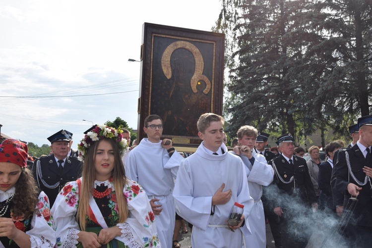 Powitanie ikony MB Częstochowskiej w Bobrownikach