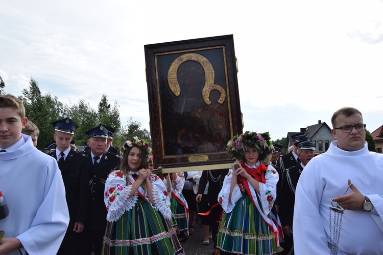 Powitanie ikony MB Częstochowskiej w Bobrownikach