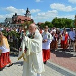 Procesja z widokiem na Tatry w Miętustwie