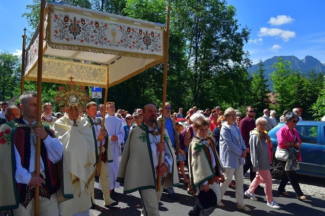 Najświętszy sakrament na Krupówkach