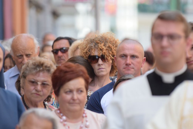 Ulicami Świdnicy z Najświętszym Sakramentem