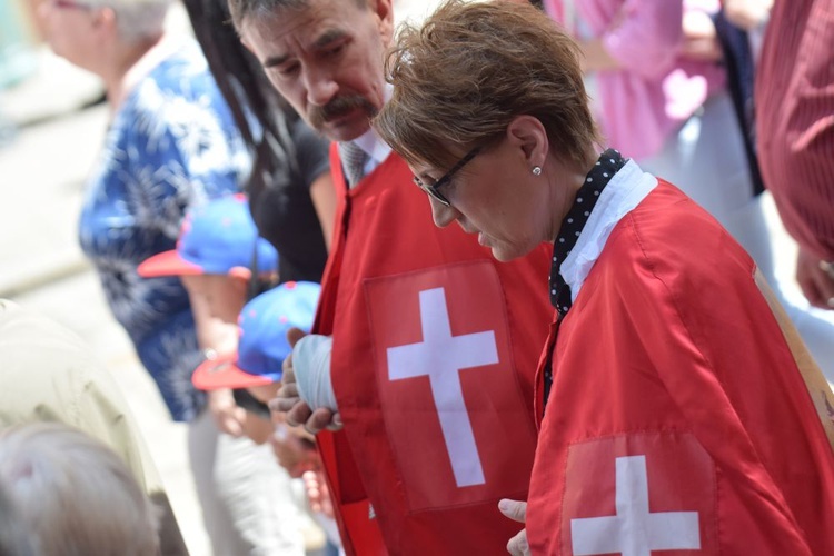 Ulicami Świdnicy z Najświętszym Sakramentem