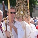 Ulicami Świdnicy z Najświętszym Sakramentem