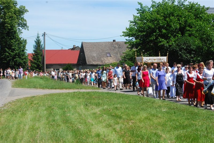 Boże Ciało w Jeninie