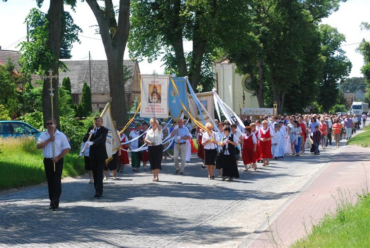 Boże Ciało w Jeninie