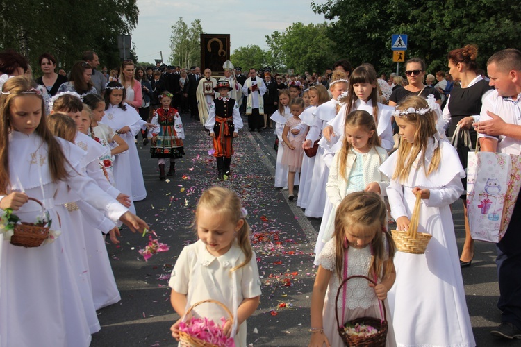 Powitanie ikony MB Częstochowskiej w Bełchowie