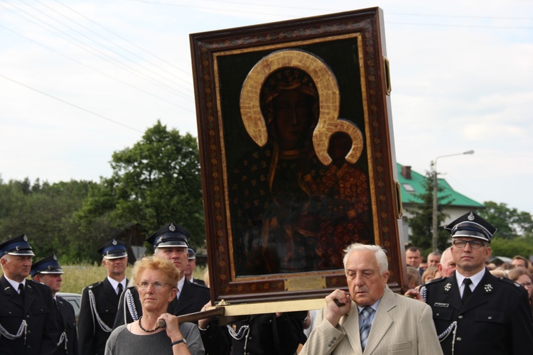 Powitanie ikony MB Częstochowskiej w Bełchowie