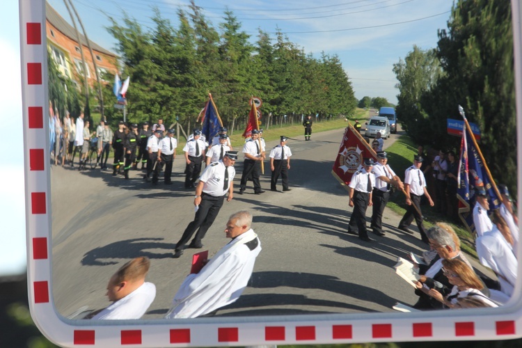 Powitanie ikony MB Częstochowskiej w Bednarach