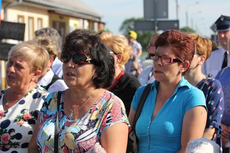 Powitanie ikony MB Częstochowskiej w Bednarach