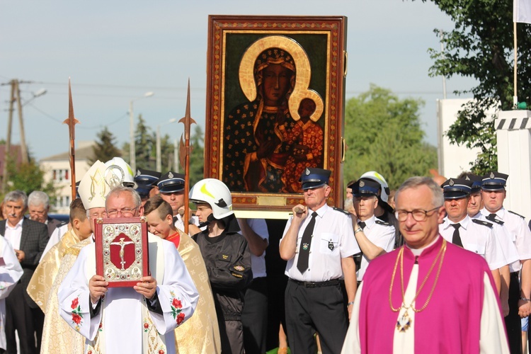 Powitanie ikony MB Częstochowskiej w Bednarach