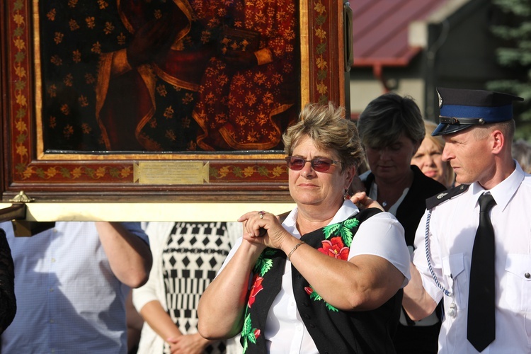 Powitanie ikony MB Częstochowskiej w Bednarach