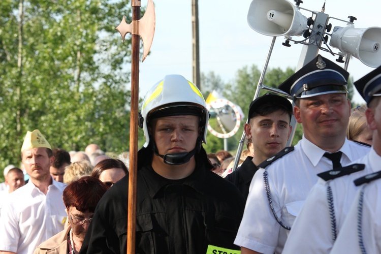 Powitanie ikony MB Częstochowskiej w Bednarach