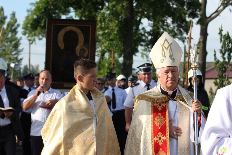 Powitanie ikony MB Częstochowskiej w Bednarach