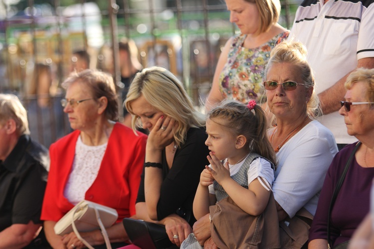 Powitanie ikony MB Częstochowskiej w Bednarach