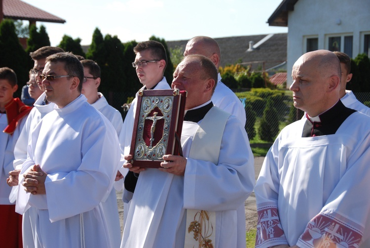 Powitanie ikony MB Częstochowskiej w Bednarach