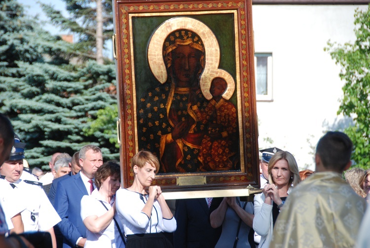 Powitanie ikony MB Częstochowskiej w Bednarach