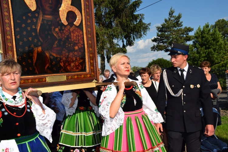 Powitanie ikony MB Częstochowskiej w Kompinie