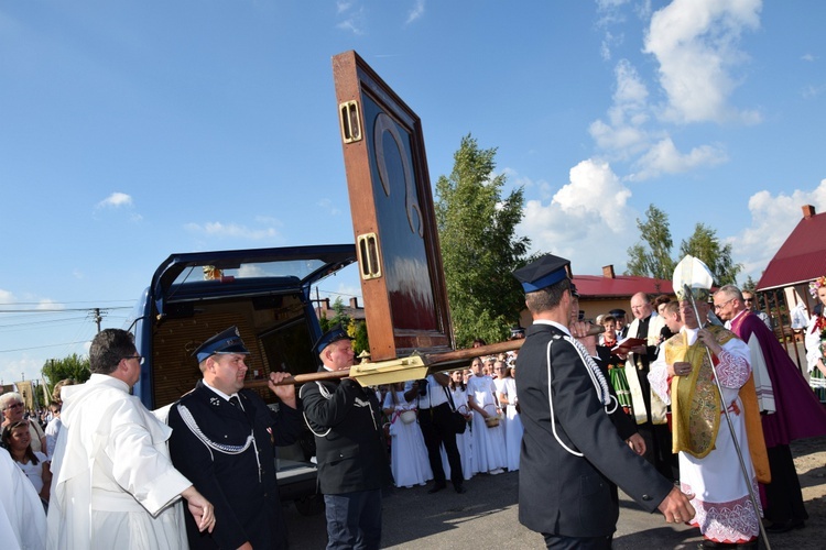 Powitanie ikony MB Częstochowskiej w Kompinie