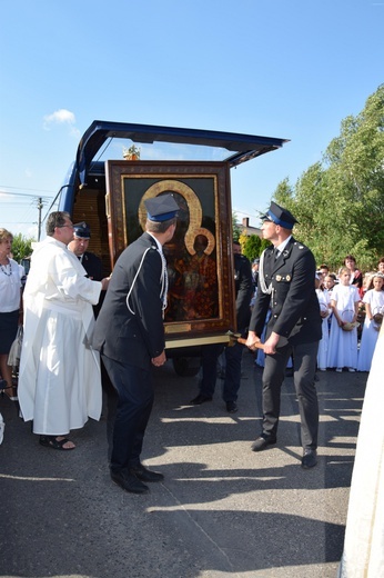 Powitanie ikony MB Częstochowskiej w Kompinie