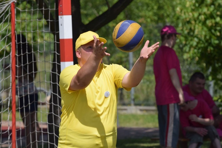 V Turniej Piłki Siatkowej Osób Niepełnosprawnych 