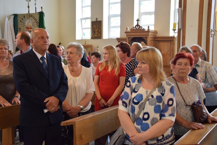 Powitanie ikony MB Częstochowskiej w parafii MB Nieustającej Pomocy w Łowiczu