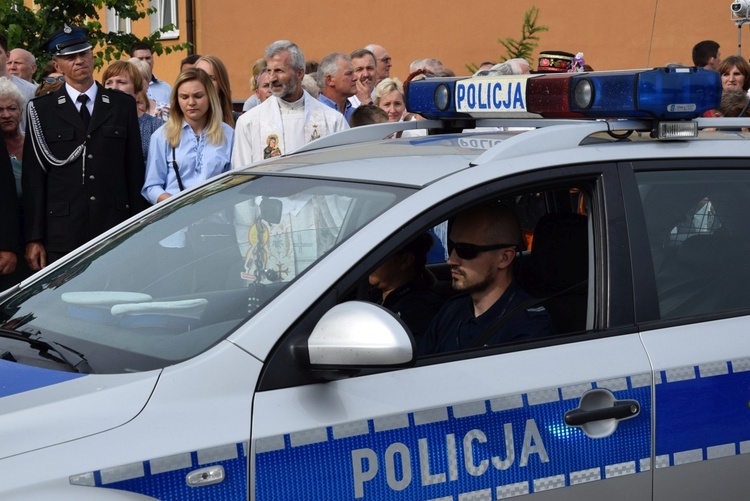 Powitanie ikony MB Częstochowskiej w parafii MB Nieustającej Pomocy w Łowiczu