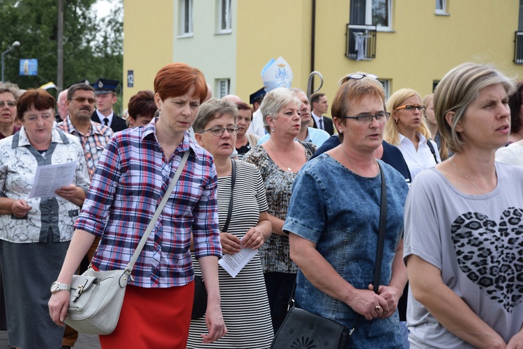 Powitanie ikony MB Częstochowskiej w parafii MB Nieustającej Pomocy w Łowiczu