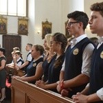 Msza św. na zakończenie roku dla katolickiego gimnazjum