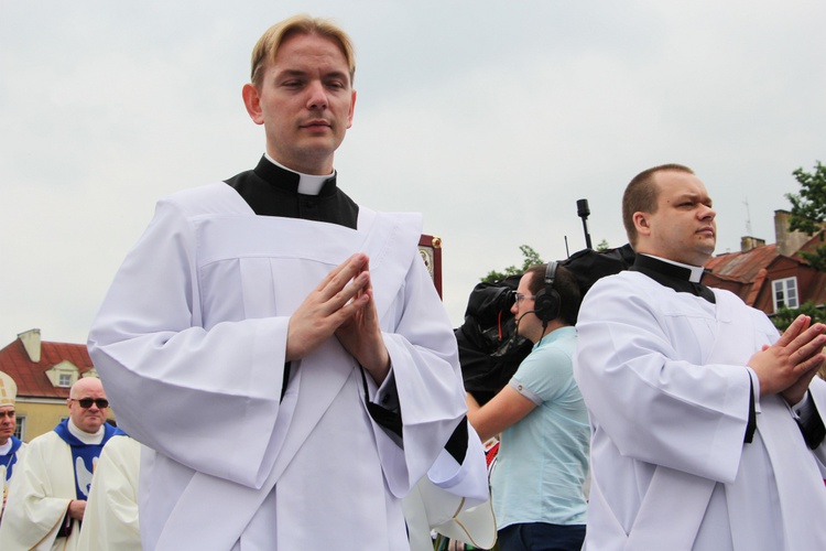 Pożegnanie ikony MB Częstochowskiej w diecezji łowickiej cz. I