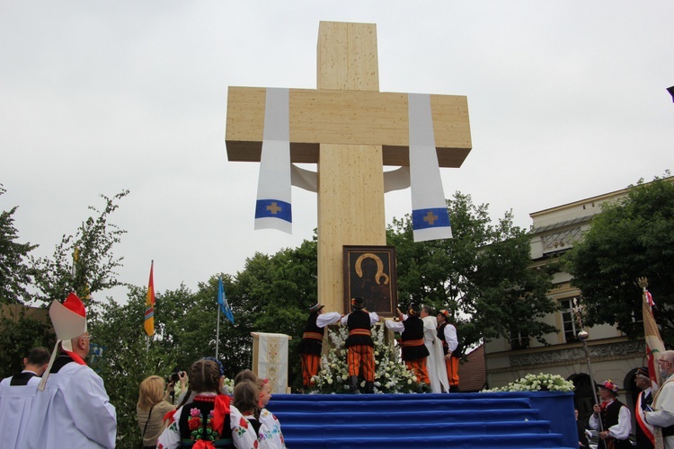 Pożegnanie ikony MB Częstochowskiej w diecezji łowickiej cz. I