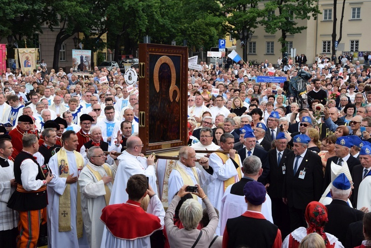 Pożegnanie ikony MB Częstochowskiej w diecezji łowickiej cz. II