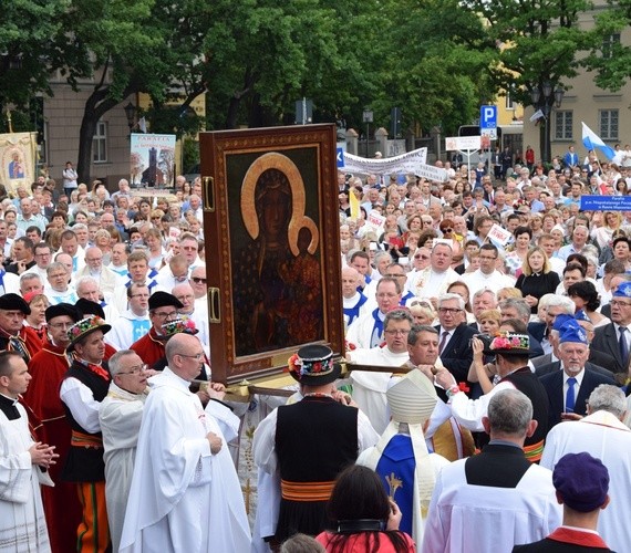 Pożegnanie ikony MB Częstochowskiej w diecezji łowickiej cz. II