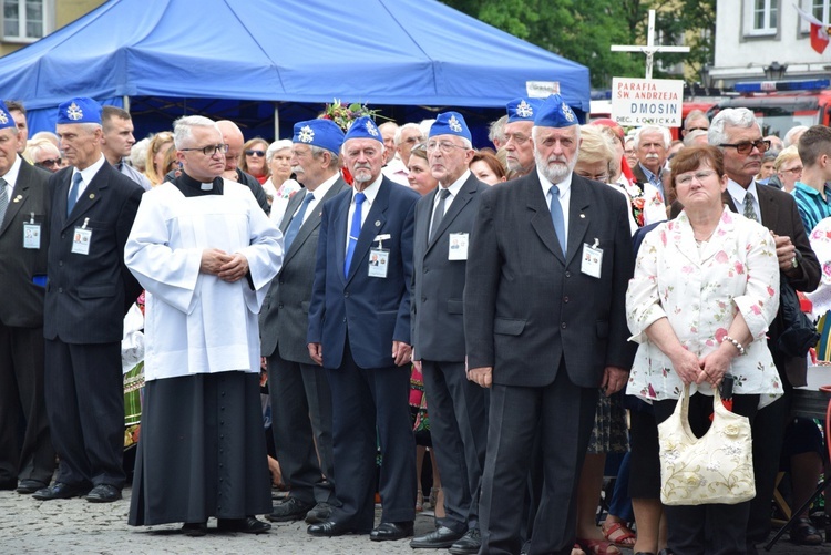 Pożegnanie ikony MB Częstochowskiej w diecezji łowickiej cz. II