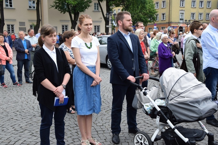 Pożegnanie ikony MB Częstochowskiej w diecezji łowickiej cz. II