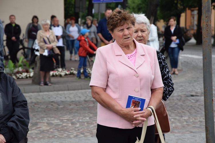 Pożegnanie ikony MB Częstochowskiej w diecezji łowickiej cz. II