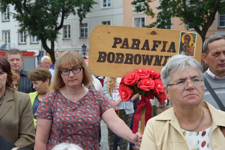 Pożegnanie ikony MB Częstochowskiej w diecezji łowickiej cz. II