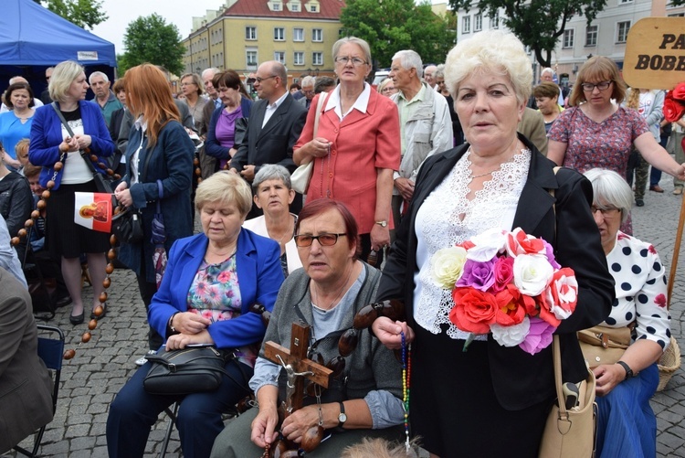 Pożegnanie ikony MB Częstochowskiej w diecezji łowickiej cz. II