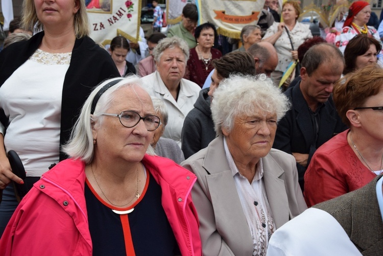 Pożegnanie ikony MB Częstochowskiej w diecezji łowickiej cz. II