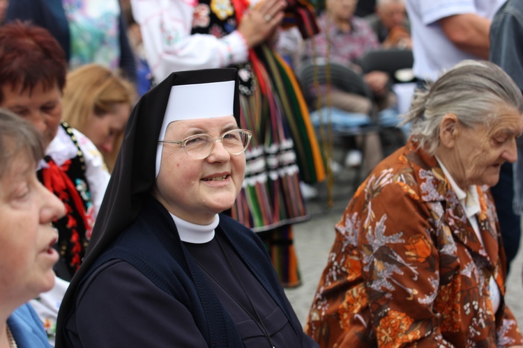 Pożegnanie ikony MB Częstochowskiej w diecezji łowickiej cz. III