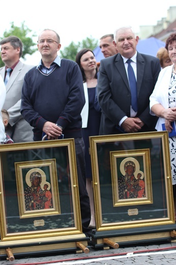 Pożegnanie ikony MB Częstochowskiej w diecezji łowickiej cz. III